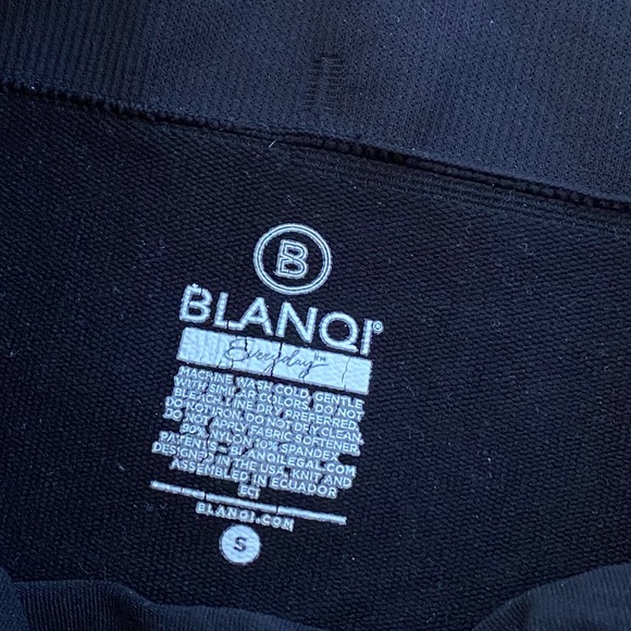 BLANQI® Everyday™ Maternity Belly Support Leggings 
Small 
Black - Picture 4 of 6